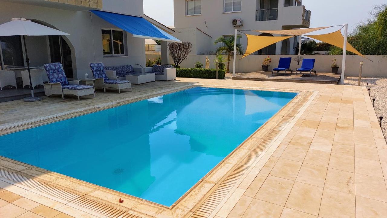 Villa Verdi: Luxury Villa With Private Pool Пейя Екстер'єр фото