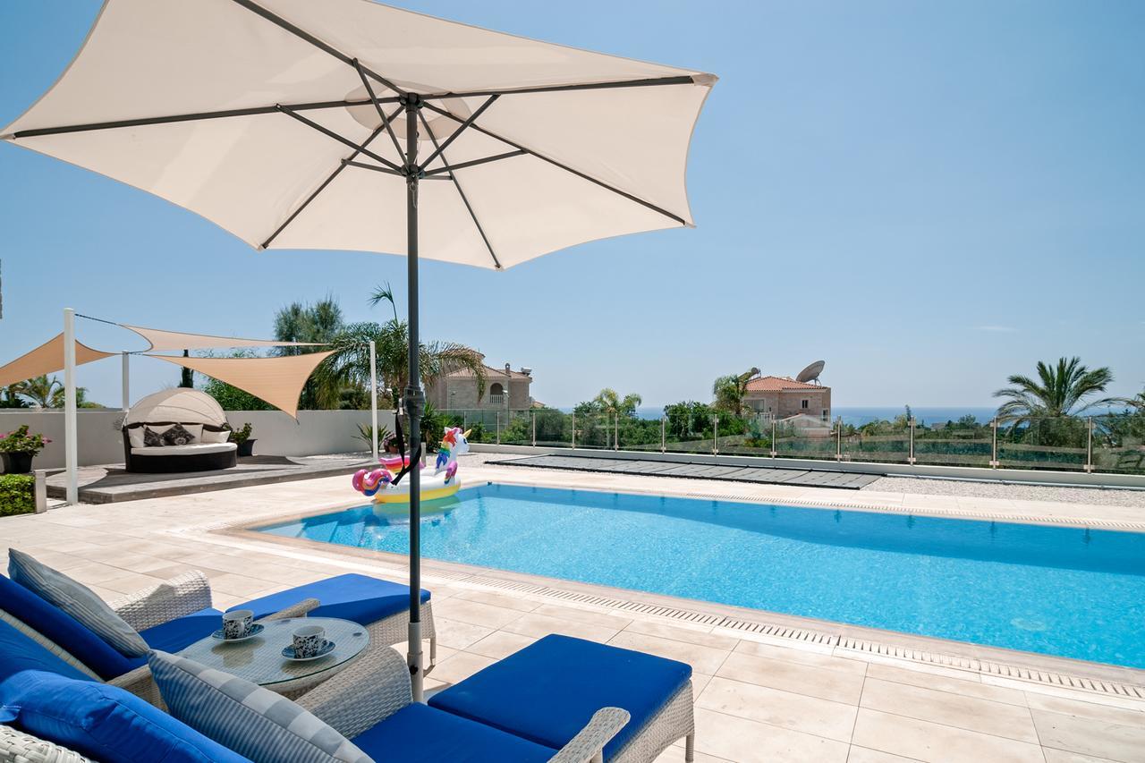 Villa Verdi: Luxury Villa With Private Pool Пейя Екстер'єр фото