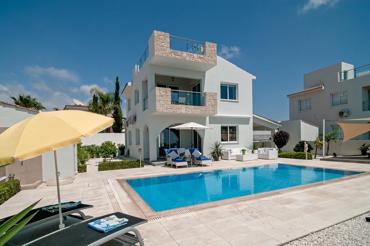 Villa Verdi: Luxury Villa With Private Pool Пейя Екстер'єр фото